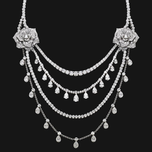 18k Fluid Lines Necklace